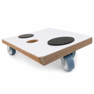 WAGNER 1318 Bútorhordó Görgős Szállítóalap MDF 57,5x30 cm 200 kg Teherbírás Soft Kerekek — sarokkopás és repedés (bemutató darab)