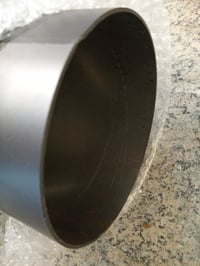 FIREFIX R150/UB Univerzálne koleno dymovodu 150 mm, 2 mm oceľ, Senotherm čierna, nastaviteľné 0-90 stupňov, s dvoma čistiacimi otvormi, pre kachle a 2