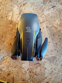 TTROARDS TT19 Dron s 1080p kamerou - Chybný, čiastočne funkčný — chybný, funguje len čiastočne: vypadáva batéria (stav: pozri 2. obrázok) 5
