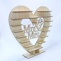 Mr és Mrs Fa Esküvői Dekoráció Nagy Méretben (45,5x41cm) 2