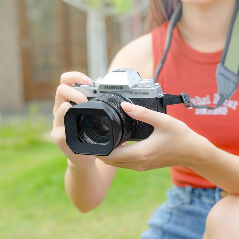 FUJIFILM XF 35mm f/1.4 R objektívhez JJC négyzetes fém napellenző 52mm-es szűrővel