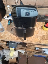 Bosch MAF462B0 Serija 4 XL friteza na vrući zrak 6,1 L crna — neispravna, djelomično radi: slomljena na 1 mjestu (stanje: vidi 2. sliku) 2