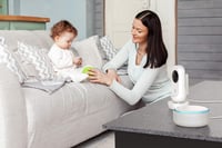 Motorola VM44 Connect WiFi Bébiőr Kamerával - 4,3" HD Kijelző, Éjjellátó, Altatódalok, Hőmérsékletfigyelés, Okostelefonos Applikáció - Fehér 5