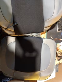 Comfier Shiatsu hátsó és nyaki masszázspárna — hibás, részben működik: fel-le nem mozgó masszírozó görgők (állapot: lásd a 2. képet) 3