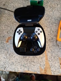 Controler wireless Sony PlayStation DualSense Edge, compatibil PS5 și PC, alb-negru, joystick-uri interschimbabile, butoane posterioare, reglabil 2