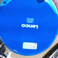 Prenosný CD prehrávač Lenco CD-011BU so slúchadlami a USB nabíjacím káblom, modrý – poškriabaný na vrchnej strane (stav: pozri 2. obrázok) 2