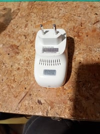 WiFi zosilňovač signálu STRONG AC1200 do zásuvky, dvojpásmový (Dual Band), WPS, LAN port, biely – použitý, sieťový kábel (stav: viď 2. obrázok) 3