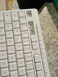 Bezdrôtová súprava klávesnice a myši Logitech MK295 Silent Touch, nano USB — chýbajú 3 klávesy (stav: pozri 2. obrázok) 2