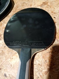 JOOLA Rossi Carbon Profi reket za stolni tenis 29,5 cm ITTF — neispravan, djelomično funkcionalan: guma se odvojila/napuhnula (stanje: vidi 2. sliku) 2