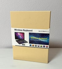 iPad 10.2 360°-os Bluetooth billentyűzetes tok, 7 színű háttérvilágítással - 9./8./7./6. generációs iPadhez (Lila) 8