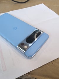 Smartfón Google Pixel 8 Pro Android bez zámku SIM, s teleobjektívom, displejom Super Actua, farba Bay, úložisko 256 GB, používaný 6