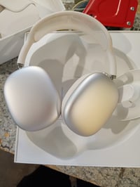 Apple AirPods Max 2 Vezeték nélküli Over-Ear Fejhallgató, Holdfény, Aktív — felhasználói névvel ellátva (állapot: lásd a 2. képet) 2
