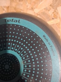 Tigaie Tefal Easy Cook & Clean 24 cm, înveliș antiaderent din titan, indicator de temperatură Thermo-Signal, aluminiu, negru, fabricată în Franța, B5550433 8