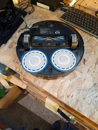 ECOVACS DEEBOT T50 Omni robotski usisavač s funkcijom brisanja, snaga usisavanja 15 000 Pa, ZeroTangle 2.0, pranje krpe na 75°C, izvlačna bočna četka, sve-u-jednom (All-in-One) 5