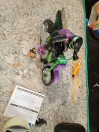 RC motorka na diaľkové ovládanie LEXIBOOK Crosslander RC18LXB vo fialovej farbe, 12 km/h — bez bočných chráničov a nabíjačky (stav: pozri 2. obrázok) 2