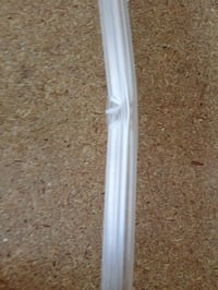 HNNHOME Zuhanyfülke Ajtótömítő Szalag 870 mm, 4-6 mm Üveghez, Átlátszó, Öntapadós — közepén megtört termék (állapot: lásd a 2. képet) 3