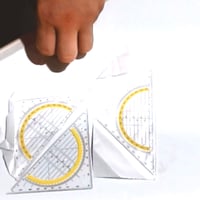 Plastová geometrická súprava Prota 10 ks, súprava pravítok s uhlomerom, ohybná, perforovaná, pre študentov — obsahuje 3 ks (stav: pozri 2. obrázok) 3