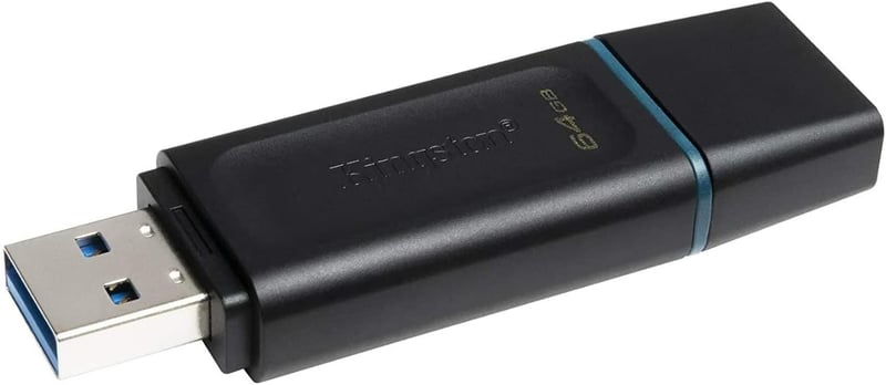 Kingston DataTraveler Exodia 64GB USB 3.2 pendrive védőkupakkal, kulcstartóval