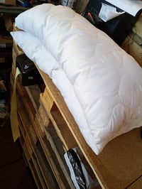 sleepling Comfort 100 vankúš z mikrovlákna 40x80 cm, 2 ks, biely, vhodný pre alergikov, mäkká výplň 2
