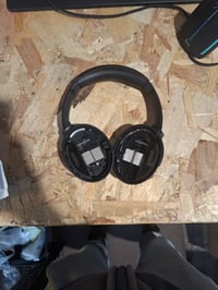 Bose QuietComfort SC Bluetooth slušalice s uklanjanjem buke — neispravne, za dijelove: nedostaju jastučići za uši i unutarnja zaštitna tkanina (stanje: vidi 2. sliku) 2