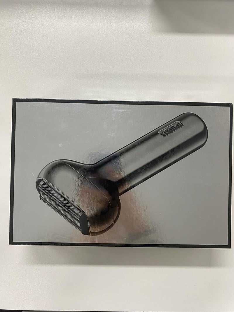 Yoose Mini Elektromos Borotva Férfiaknak - Vízálló, USB-C, 2 Sebességes, Ezüst