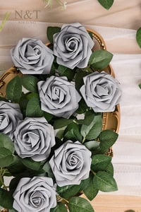 N&T NIETING Szürke Habrózsák Szárral 25 db - Esküvői Csokrokhoz, Dekorációhoz, Élethű Latex Művirág Otthoni Díszítéshez 9