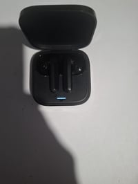 Căști wireless Xiaomi Redmi Buds 6 Active Bluetooth 5.4, negre, cu carcasă de încărcare, stare folosită 3