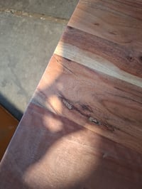 Blat de masă vidaXL din lemn masiv de acacia cu margine naturală, 70x60x3,8 cm, dreptunghiular - deteriorat și crăpat în mai multe locuri (stare B: vezi a 2-a fotografie) 3
