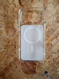 Prozirna maska Apple iPhone 17 Pro MagSafe – stražnja strana ima ostatke ljepila, inače kao nova (stanje: vidi 2. sliku) 3