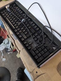 Tastatură de gaming mecanică Sharkoon Skiller SGK20, Huano Red — defectă, pentru piese: nu răspunde la comenzi (stare: vezi a 2-a imagine) 3