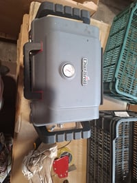 Prenosný plynový gril Char-Broil X200 Grill2Go, TRU-Infrared, silne používaný, zhrdzavený — na súčiastky / na rozobratie (stav: pozri 2. obrázok) 7