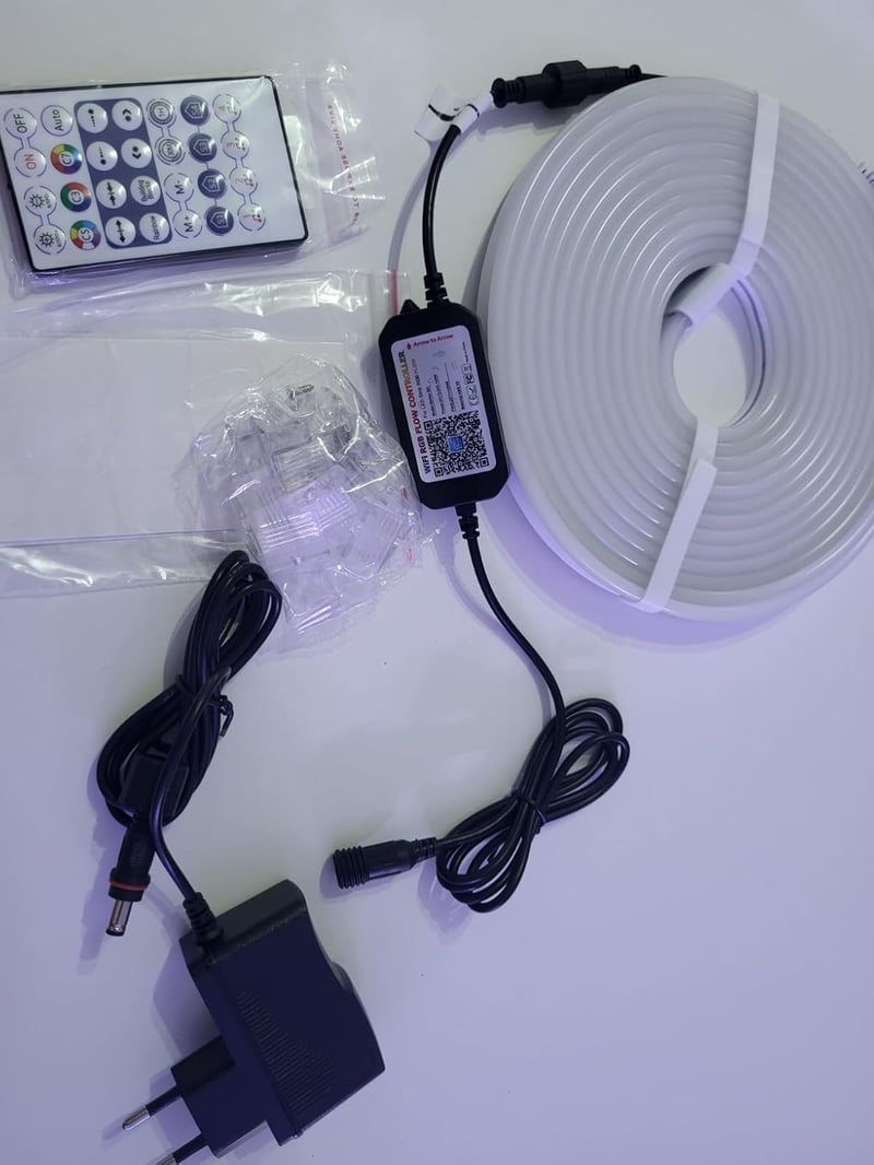 Lichaser 20m RGB+IC Neon LED Szalag Kültéri WiFi - IP68 Vízálló Hajlítható LED Csík Alexa Vezérléssel, 24V Szilikon Fénycsík Zenei Szinkroni