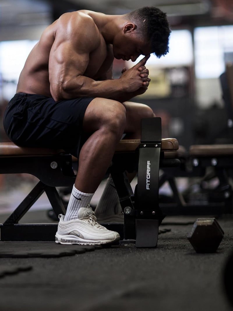 Fitgriff Arm Blaster - Fekete Bicepsz Izolátor Edzőeszköz Testépítőknek