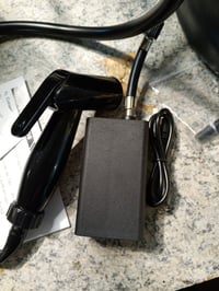 Tadomoe 20 literes hordozható kemping zuhany 2000 mAh akkumulátoros pumpával, 2 m tömlővel és zuhanyfejjel, napelemes zuhanyzó táska, zöld 3