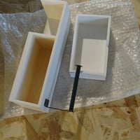 Suport pentru hârtie igienică HapiRm cu poliță, depozitare din lemn pentru baie, alb — Lipsește banda adezivă pe două fețe (stare: vezi imaginea a 2-a) 2