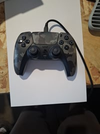 Bezdrôtový ovládač PlayStation DualSense pre PS5 — chybný, na náhradné diely: Obe páčky na ovládači majú drift (stav: pozri 2. obrázok) 3