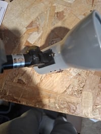 Briloner zidna svjetiljka za čitanje E14 25W, s mogućnošću okretanja i naginjanja, boja titana — na jednom mjestu napuknuta (stanje: vidi 2. sliku) 3