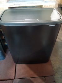Coș de gunoi fără atingere Brabantia Bo Touch Bin Hi, 60 l, cu 1 găleată interioară, negru mat, stare folosită (stare: vezi a 2-a imagine) 3