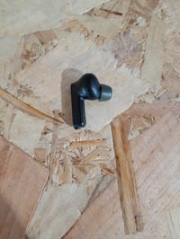 JBL Tune Beam True Wireless Bluetooth — Ľavé slúchadlo (náhradný diel) 2