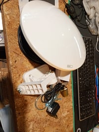 Antenă digitală de exterior EMOS Active Village cu amplificator, 0-80 km — defectă, pentru piese: nu recepționa semnal (stare: vezi a doua imagine) 2