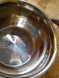 Cratiță din oțel inoxidabil Florina Oliver cu capac din sticlă, 14 cm, 1,3 L, pentru plită cu inducție, gaz, electrică și ceramică, cu gradație interioară 3