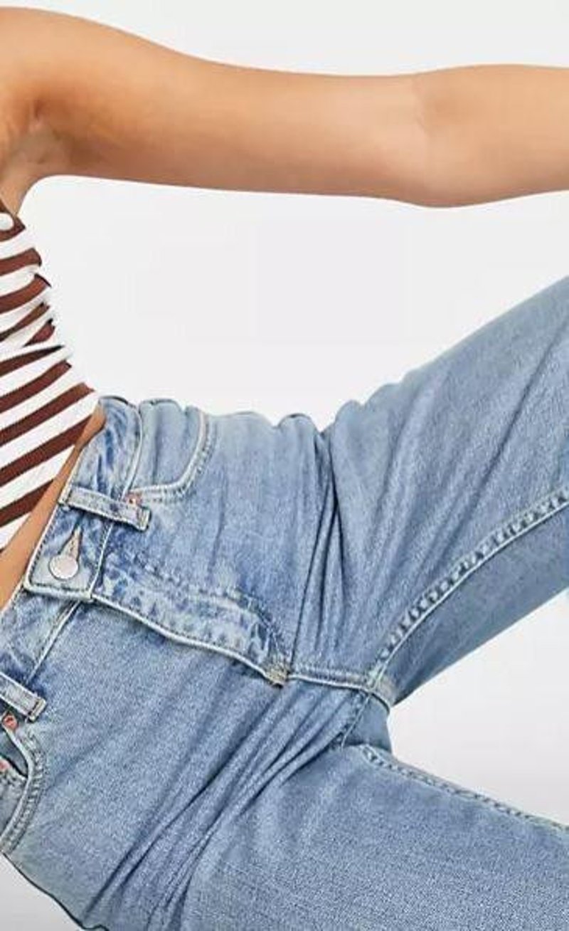 Topshop High Rise Mom Stílusú Farmer, Bleach Blue Színben W30 L30 EUR 40