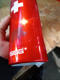 Hliníková fľaša SIGG Traveller na sýtené nápoje, červená, 0,6 l, bez BPA — fľaša je pretlačená a fľakatá (stav: pozri 2. obrázok) 4