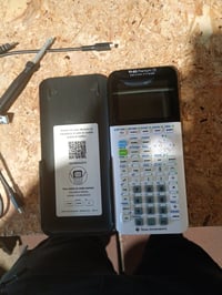 Calculator grafic Texas Instruments TI-83 Premium CE Edition Python, mod examen, color — nu ține încărcarea (stare: vezi a 2-a imagine) 2