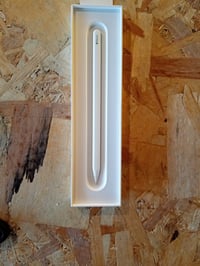 Dotykové pero Apple Pencil Pro – pixelovo presná precíznosť, citlivosť na náklon a prítlak, nízka latencia, ideálne na kreslenie a písanie poznámok 2