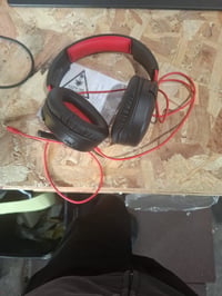 Căști gaming Turtle Beach Recon 70, negre — defecte, pentru piese: casca stângă nu se aude, cea dreaptă (stare: vezi a 2-a poză) 2