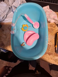 BABY Born kadica za kupanje s funkcijom promjene boje, zvučnim efektima i tušem, za lutke od 36 i 43 cm, prikladna za igru s pravom vodom 2