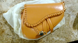Camilife Vintage Saddle Bag crossbody kabelka v tvare sedla - oranžová