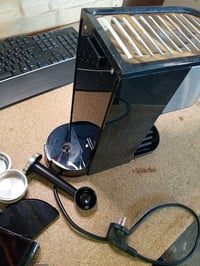 Krups Virtuoso+ XP444G kompakt espresso aparat za kavu, tlak pumpe 15 bara, s parnom mlaznicom, crni — bez spremnika za vodu (stanje: vidi 2. sliku) 4