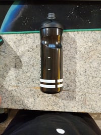 SIGG Pulsar Black kerékpáros kulacs 0,75 L - Összelapítható, szivárgásmentes, BPA-mentes — enyhén karcos külső (állapot: lásd a 2. képet) 2